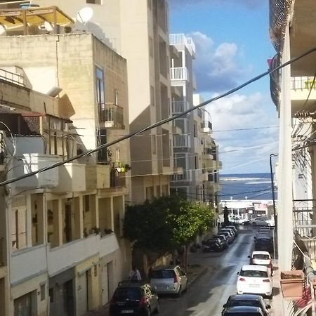 Centrally Located Bugibba Apartment - Seaside Comfort Σεντ Πόλς Μπέι Εξωτερικό φωτογραφία